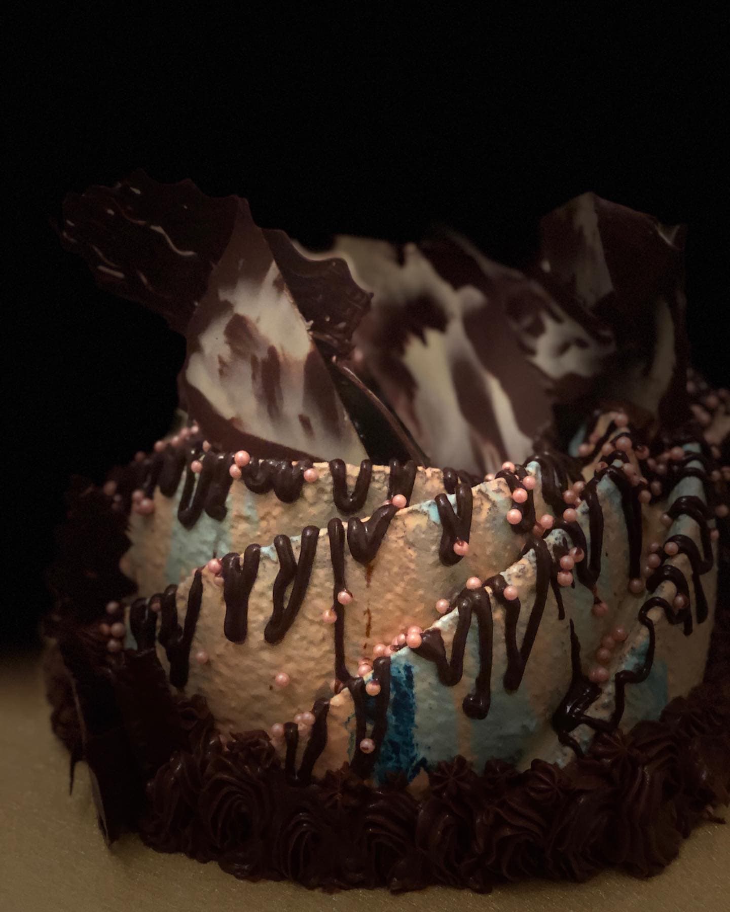 Black chocolate cake