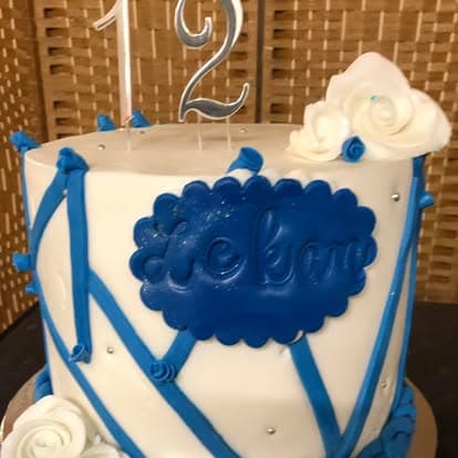 Blue lace cake