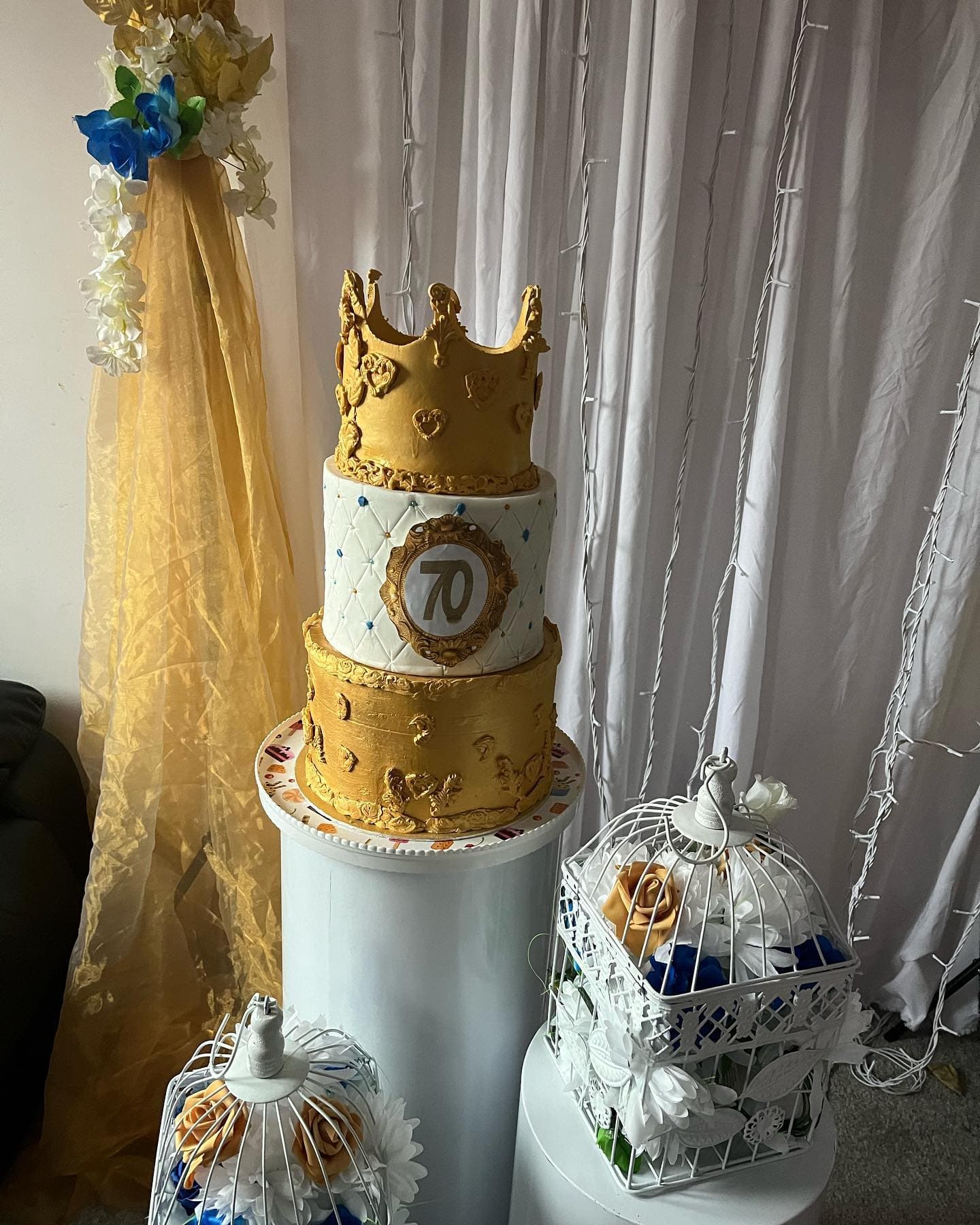 Gold crown tier cake
