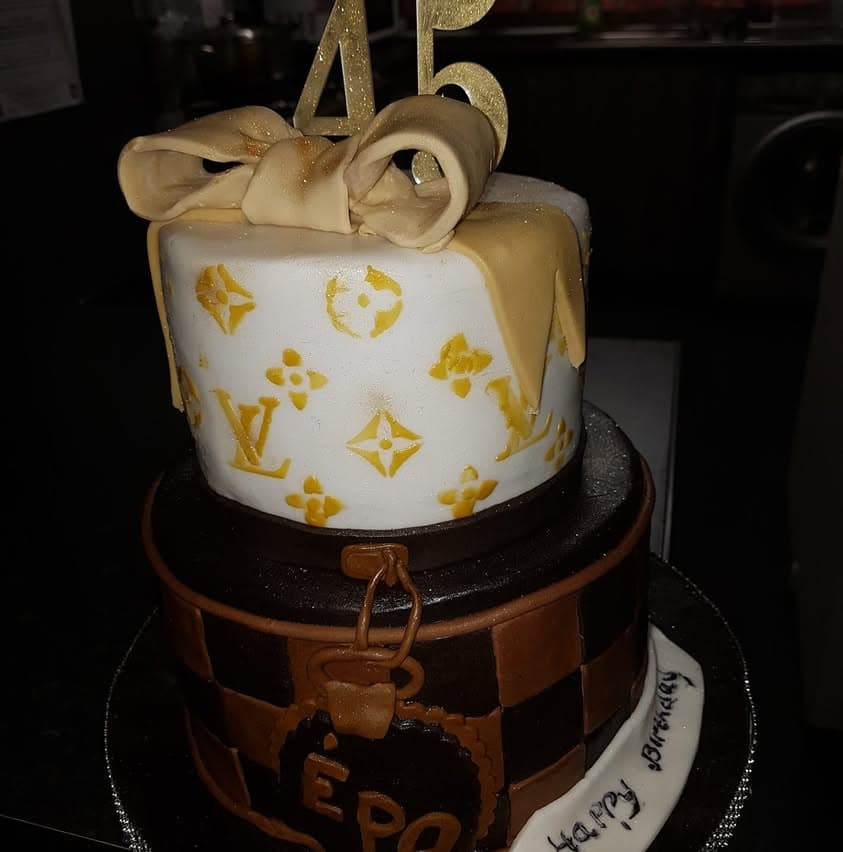 Gold tier cake