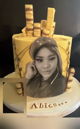 Portrait fashion cake