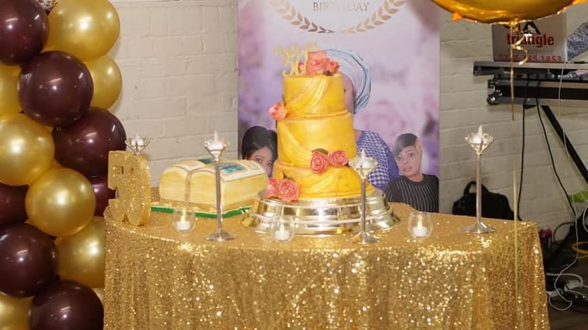 Gold cake balloons