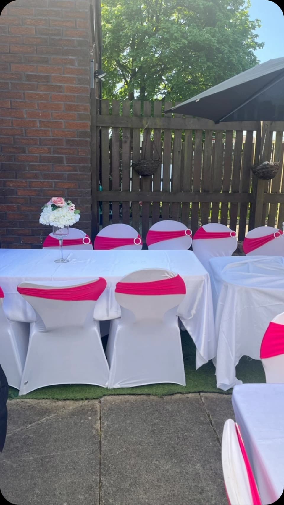 Outdoor chairs pink