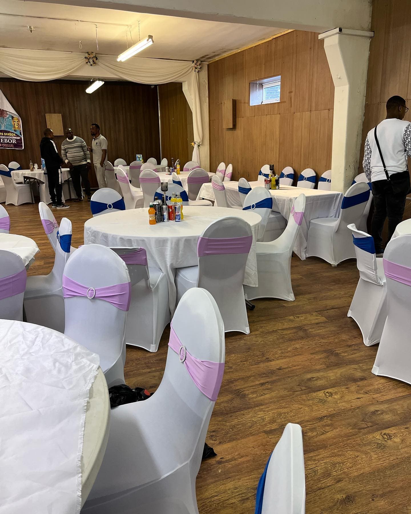 Round tables in a hall